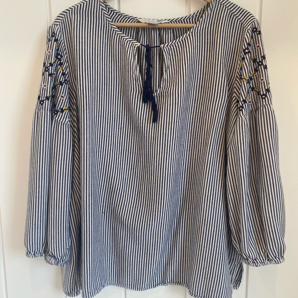 Flowy, soft, Old Navy BOHO, oversized top, blue & white striped XL